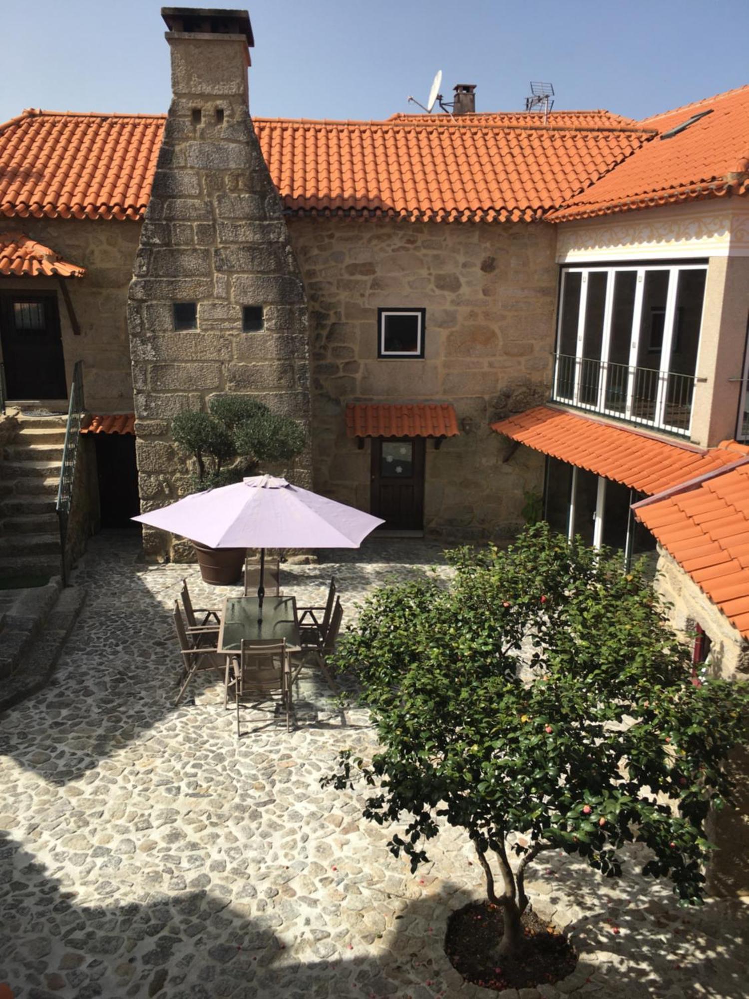 Quinta De Mocamedes - Turismo De Habitacao Hotel Vouzela Exterior photo